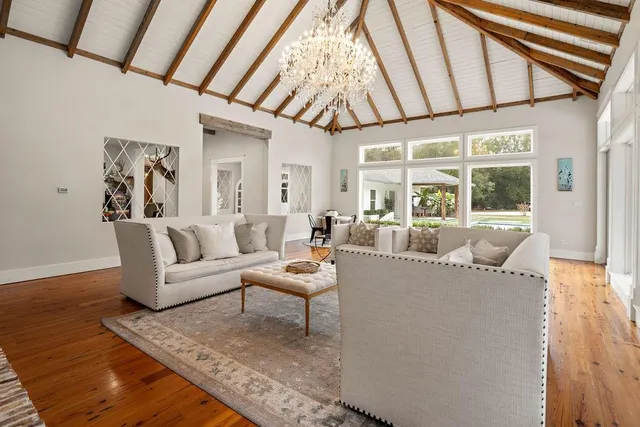 $1,798,000 | 45240 North Coburn Road, Hammond, LA 70401