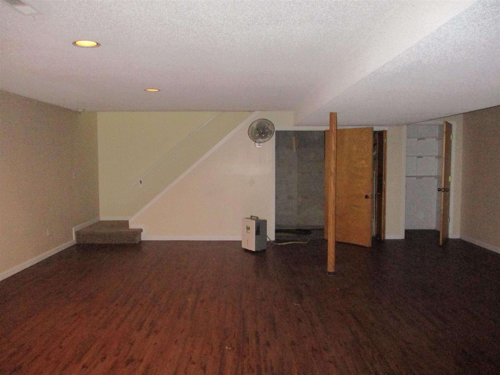 10223 Eby Road Fort Wayne, IN 46835 - Photo 15 of 18