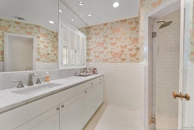 $2,595,000 | 701 Ridgemont Avenue, Terrell Hills, TX 78209