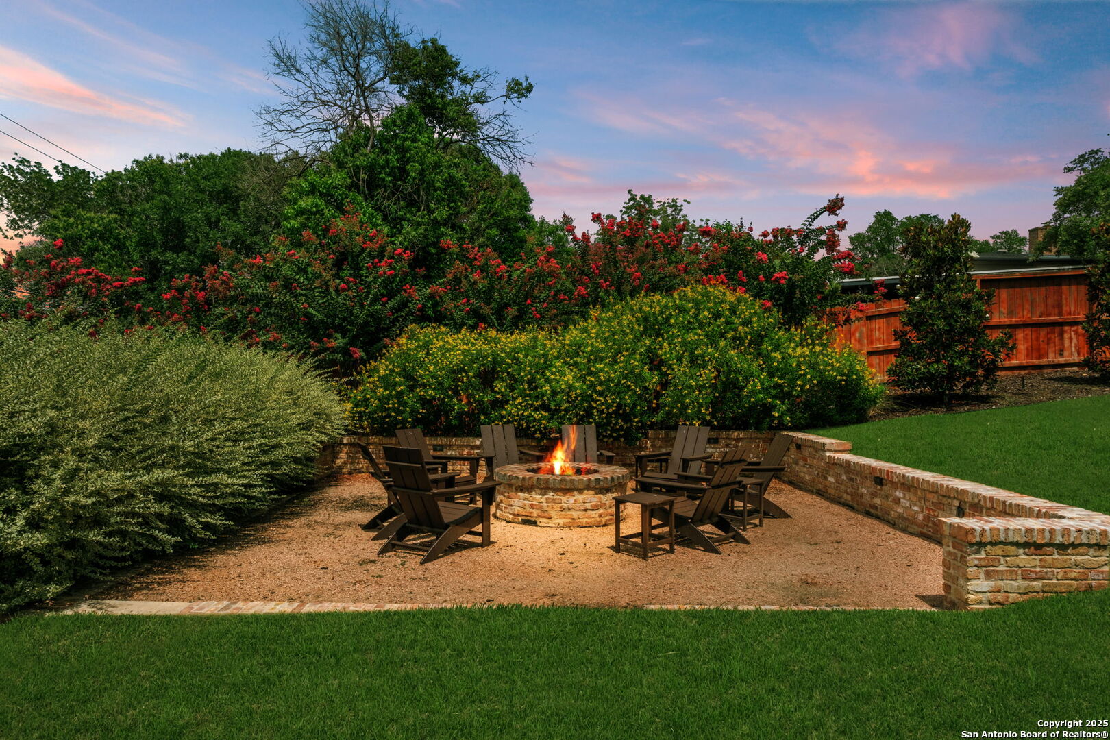 701 Ridgemont Avenue Terrell Hills, TX 78209 - Photo 42 of 48 a view of a backyard with sitting area
