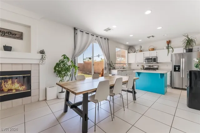 $2,300 | 8179 Palace Monaco Avenue, Las Vegas, NV 89117