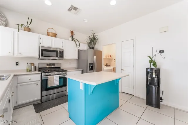 $2,300 | 8179 Palace Monaco Avenue, Las Vegas, NV 89117