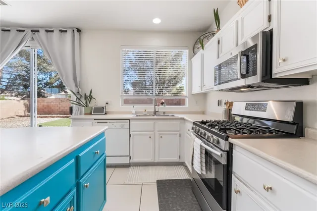 $2,300 | 8179 Palace Monaco Avenue, Las Vegas, NV 89117