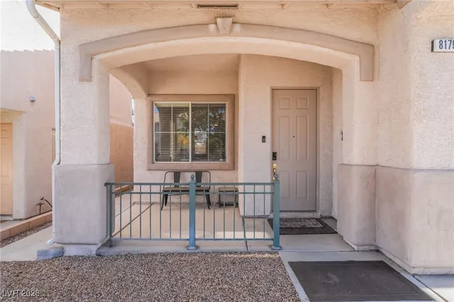 $2,300 | 8179 Palace Monaco Avenue, Las Vegas, NV 89117