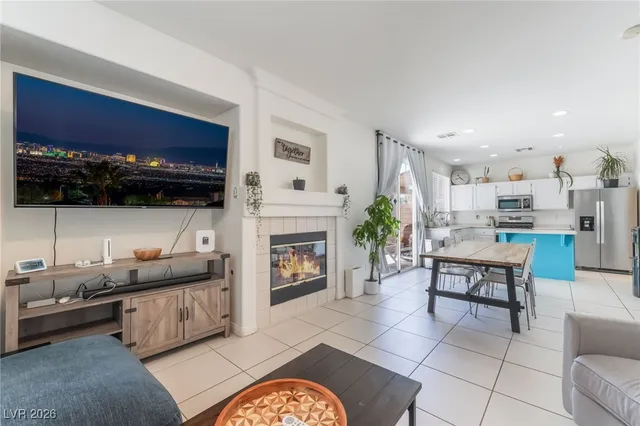 $2,300 | 8179 Palace Monaco Avenue, Las Vegas, NV 89117