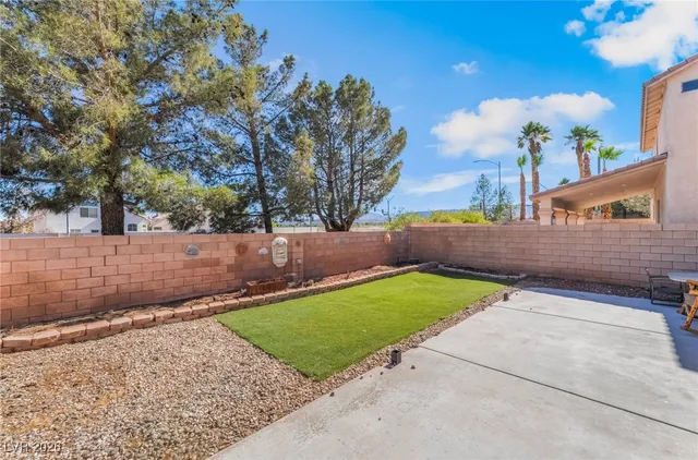 $2,300 | 8179 Palace Monaco Avenue, Las Vegas, NV 89117