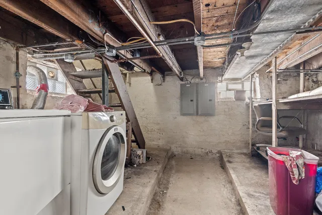 $175,000 | 1326 Geele Avenue, Sheboygan, WI 53083