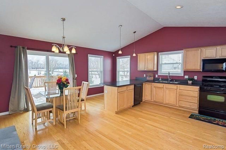 1002 Fishville Road Grass Lake, MI 49240 - Photo 13 of 23 Kitchen 2.jpg