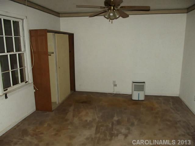 225 Clearbrook Road Matthews, NC 28105 - Photo 5 of 8 Gallery Image 5
