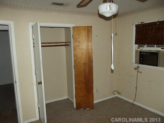 225 Clearbrook Road Matthews, NC 28105 - Photo 6 of 8 Gallery Image 6