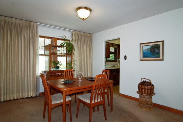 28 Forbes Road Riverside, IL 60546 - Photo 4 of 15
