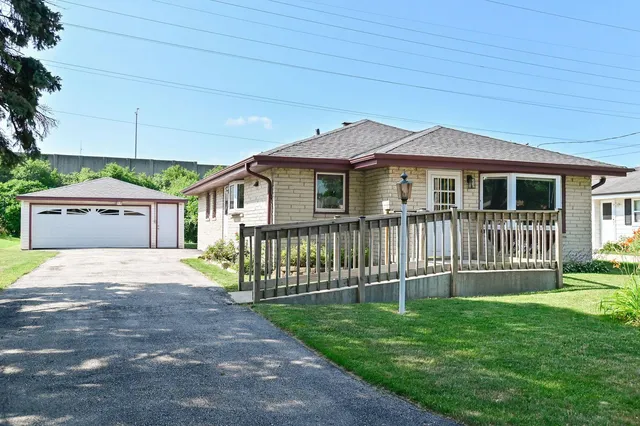 $375,000 | 5325 West Allerton Avenue, Greenfield, WI 53220