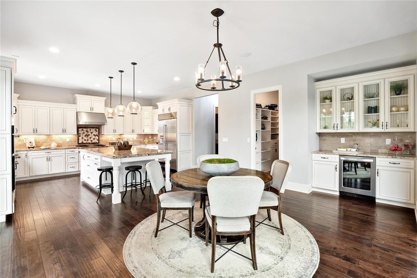 17012 Lakeside Ridge Chesterfield, MO 63005 - Photo 12 of 48