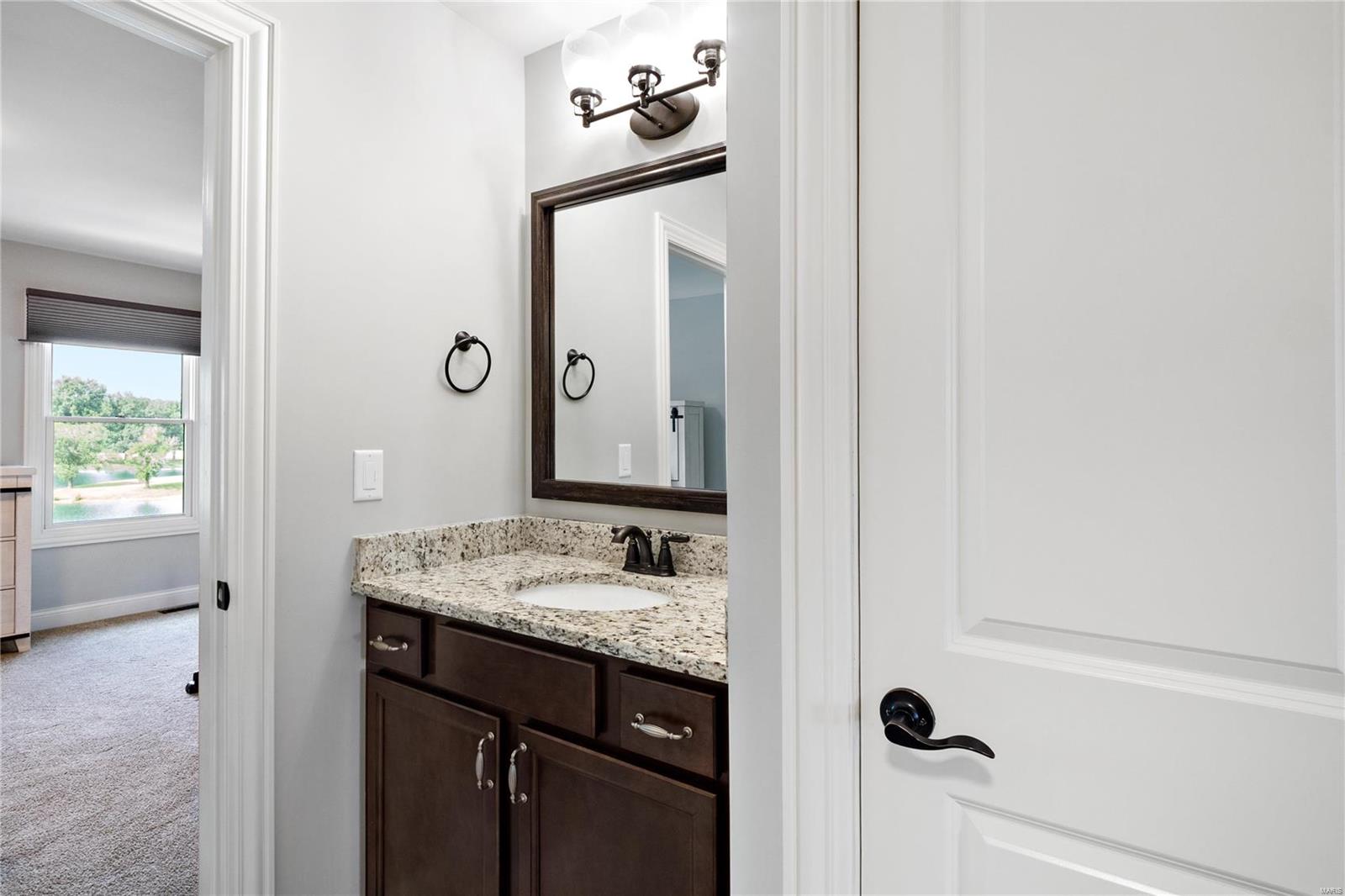 17012 Lakeside Ridge Chesterfield, MO 63005 - Photo 31 of 48