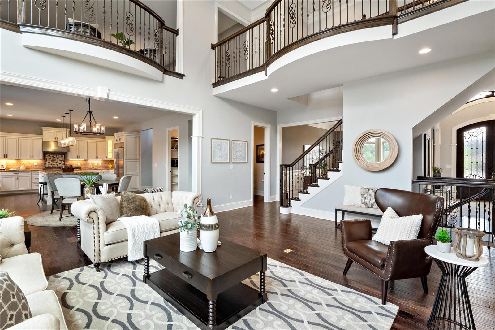 17012 Lakeside Ridge Chesterfield, MO 63005 - Photo 10 of 48