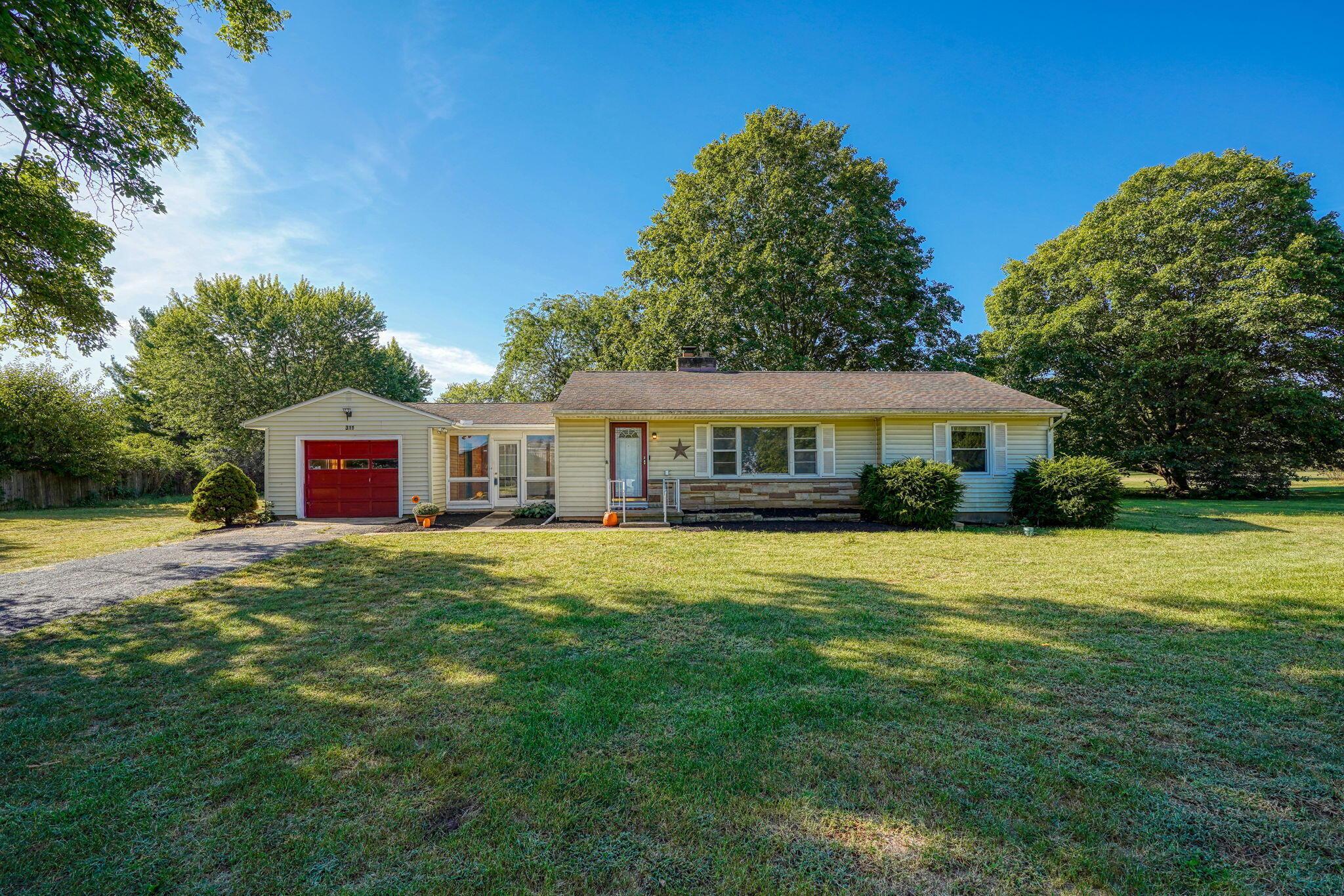 311 Tarlton Road Circleville, OH 43113 - Photo 4 of 42 311 Tarlton Rd (3)
