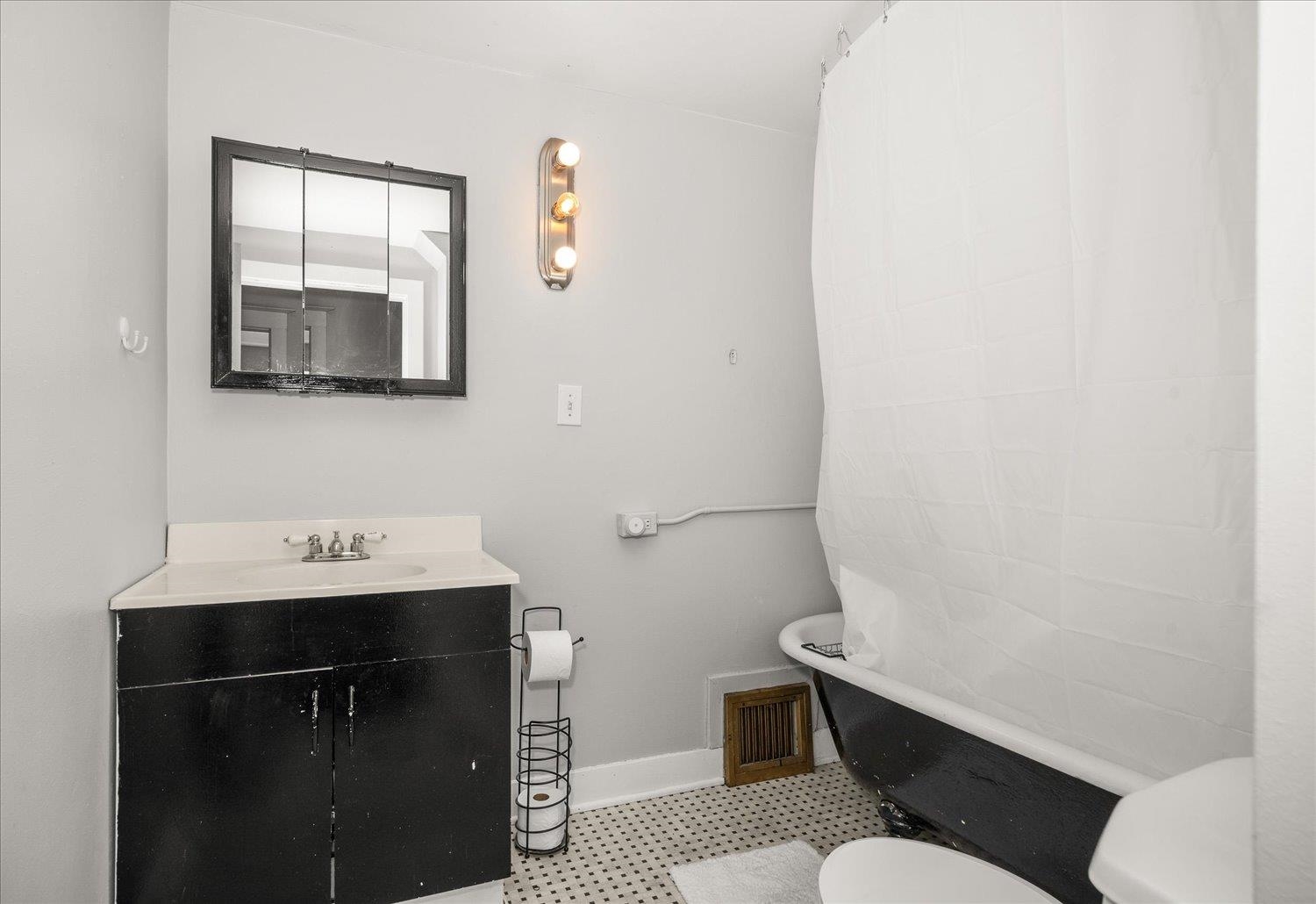 1032 North A Street Spokane, WA 99201 - Photo 34 of 49