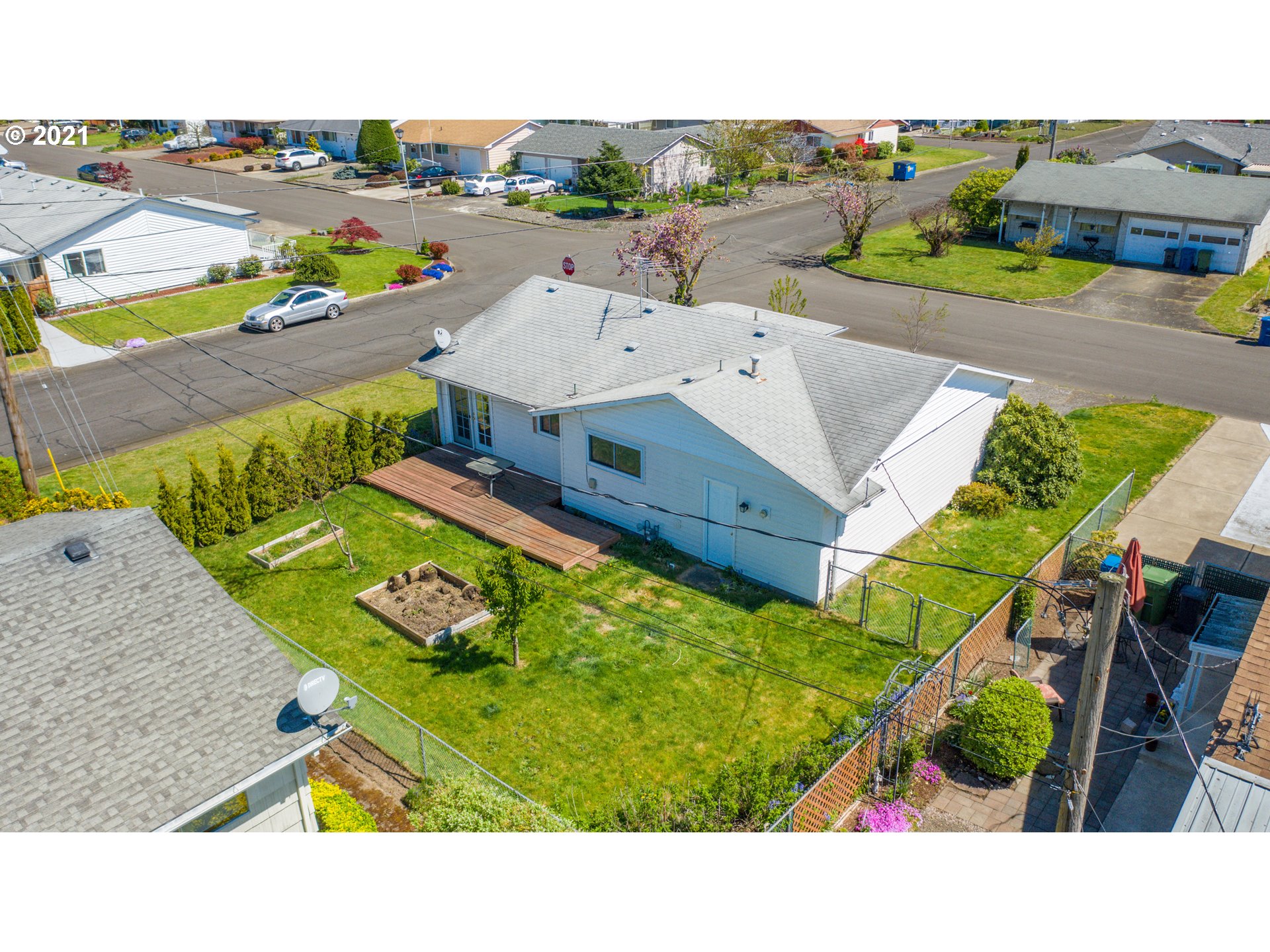 1595 Sallal Road Woodburn, OR 97071 - Photo 15 of 17 Gallery Image 15