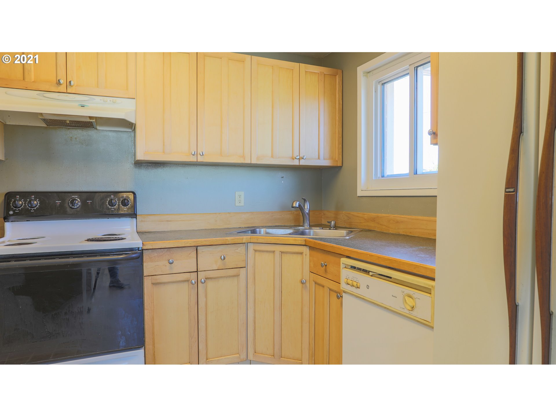 1595 Sallal Road Woodburn, OR 97071 - Photo 7 of 17 Gallery Image 7