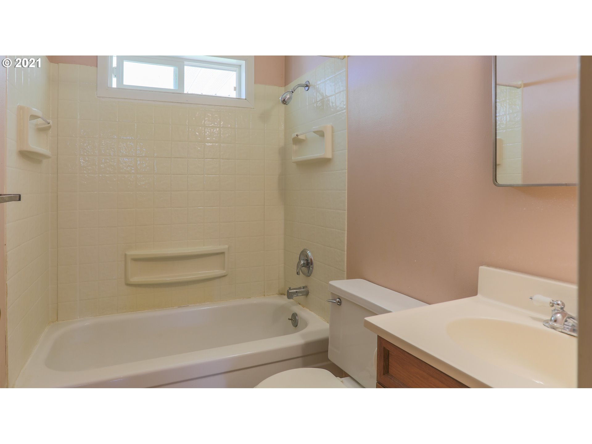 1595 Sallal Road Woodburn, OR 97071 - Photo 10 of 17 Gallery Image 10