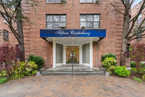 $170,000 | 15 Canterbury Road, Unit C11, Great Neck, NY 11021