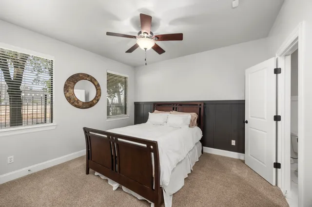 $449,999 | 1604 White Street, Houston, TX 77007