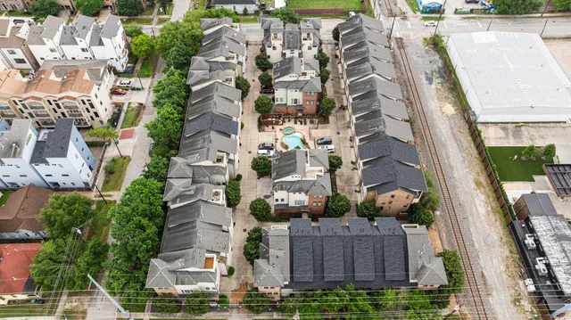 $449,999 | 1604 White Street, Houston, TX 77007