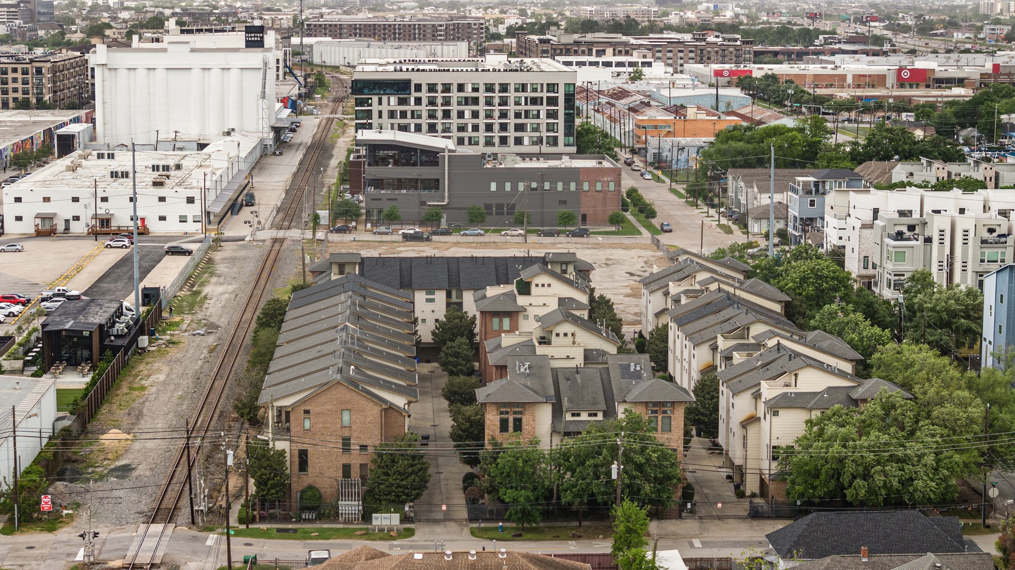 1604 White Street Houston, TX 77007 - Photo 22 of 29 Close to shops, including Target.