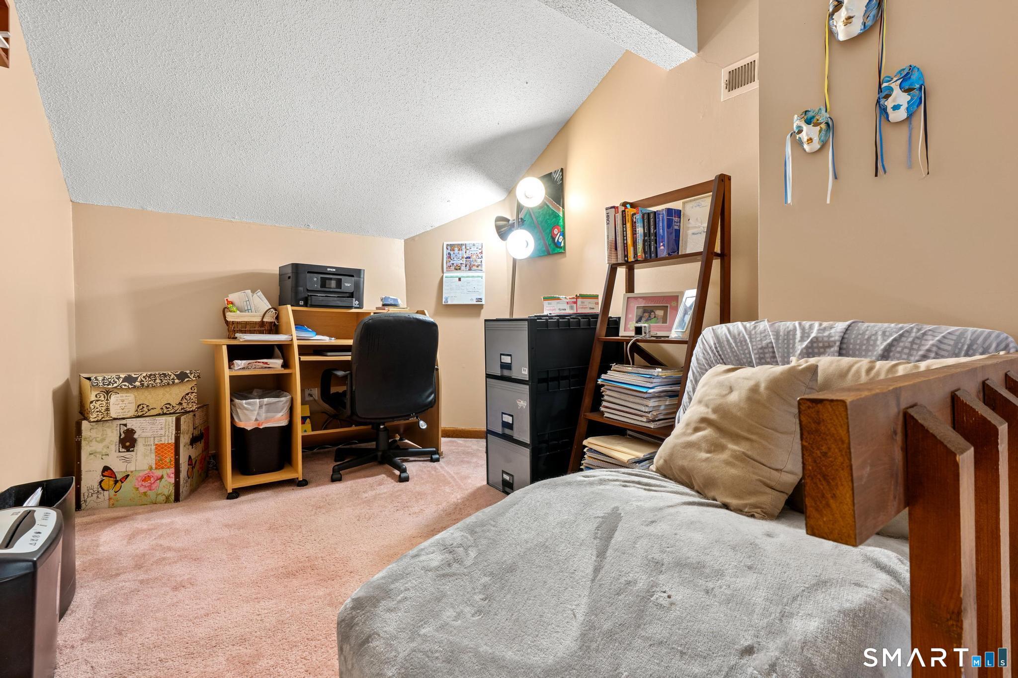 1655 North Colony Road, Unit 20 Meriden, CT 06450 - Photo 15 of 31