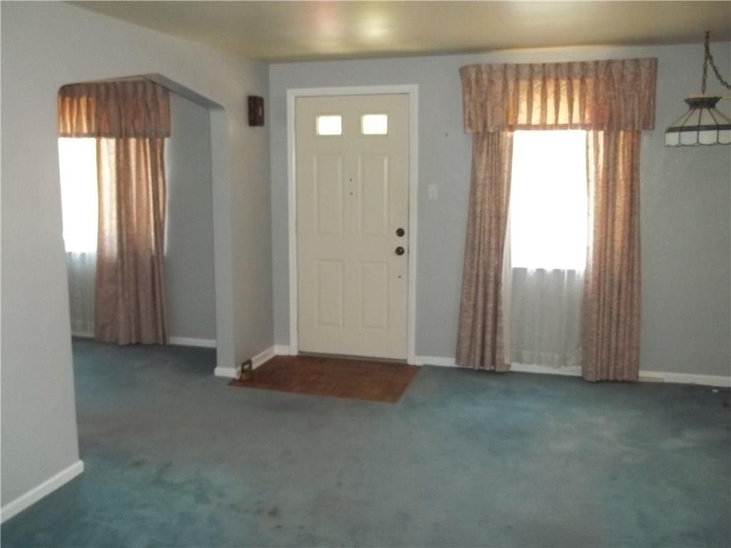 508 East Garden Road Pittsburgh, PA 15227 - Photo 2 of 20 Gallery Image 2