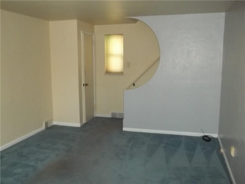 508 East Garden Road Pittsburgh, PA 15227 - Photo 3 of 20 Gallery Image 3