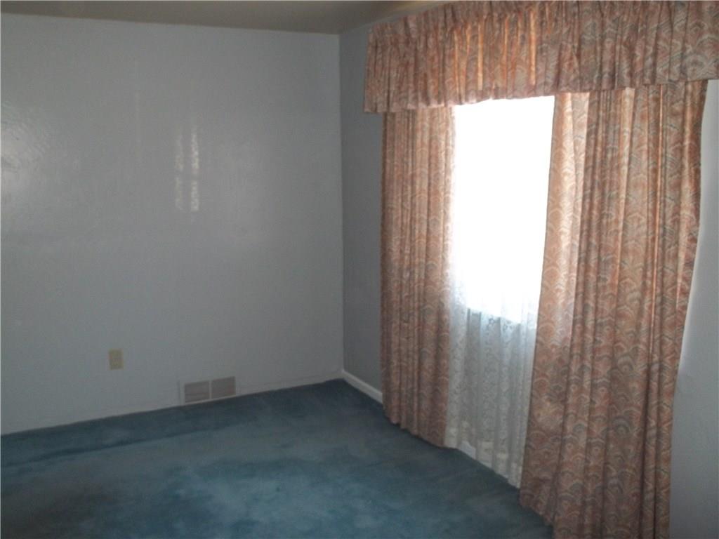 508 East Garden Road Pittsburgh, PA 15227 - Photo 4 of 20 Gallery Image 4