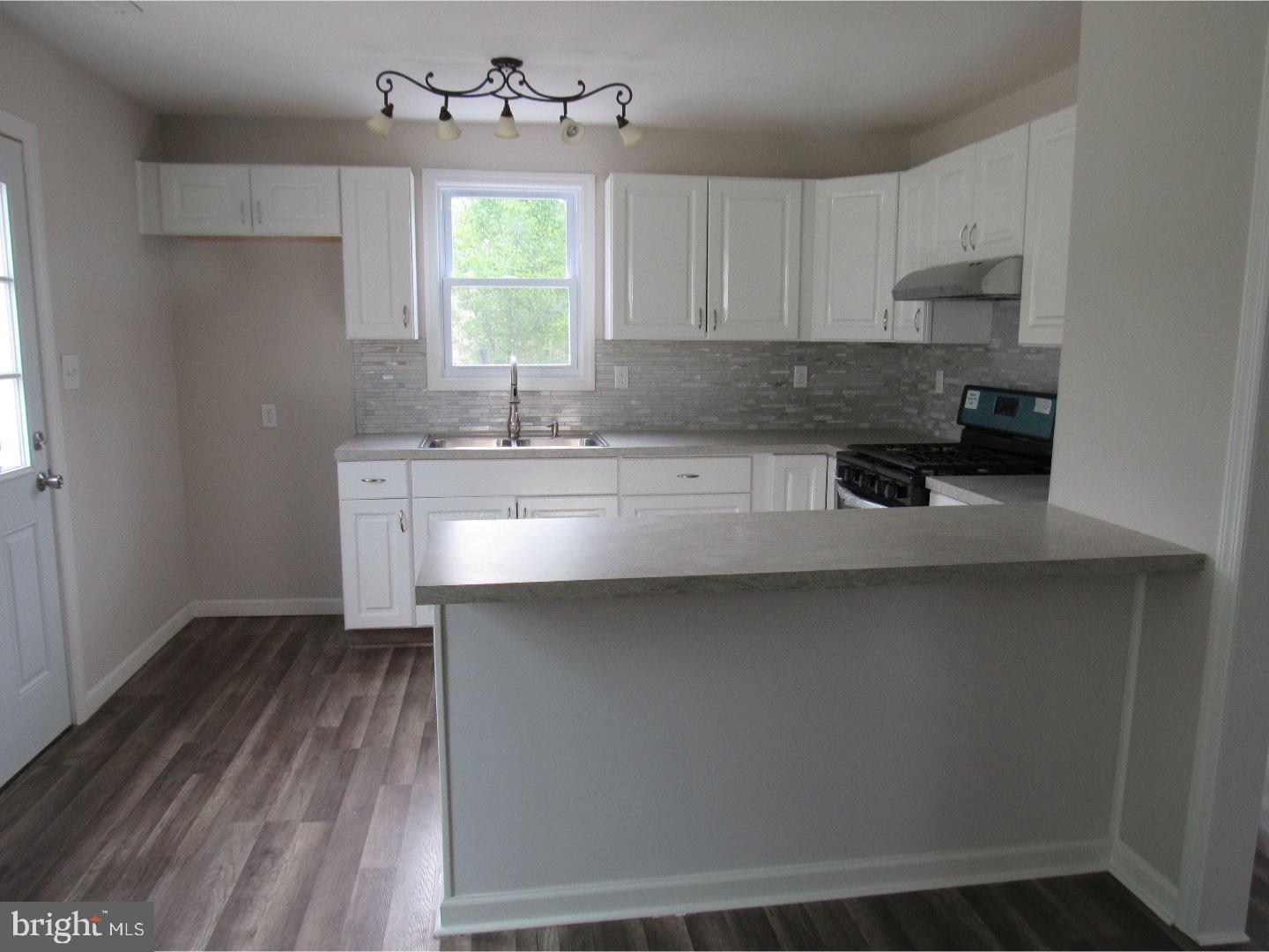 782 West Walnut Road Vineland, NJ 08360 - Photo 4 of 13 Kitchen