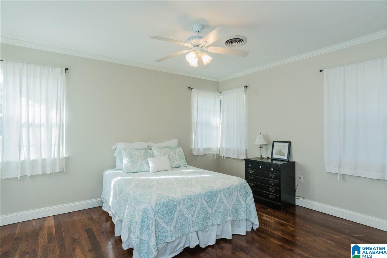 2448 Shades Crest Road Birmingham, AL 35216 - Photo 24 of 32