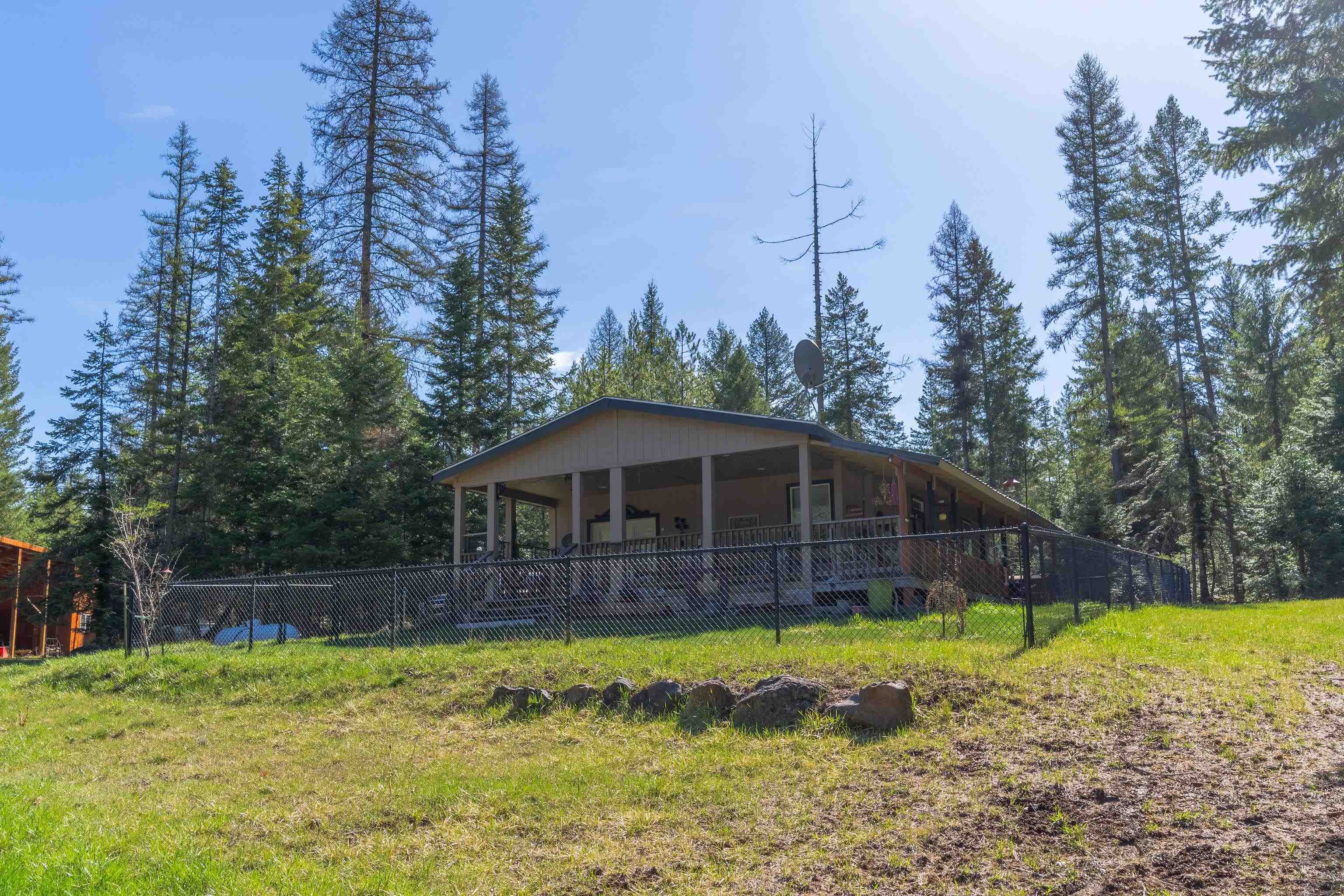 4849 Getna Way Springdale, WA 99173 - Photo 4 of 44