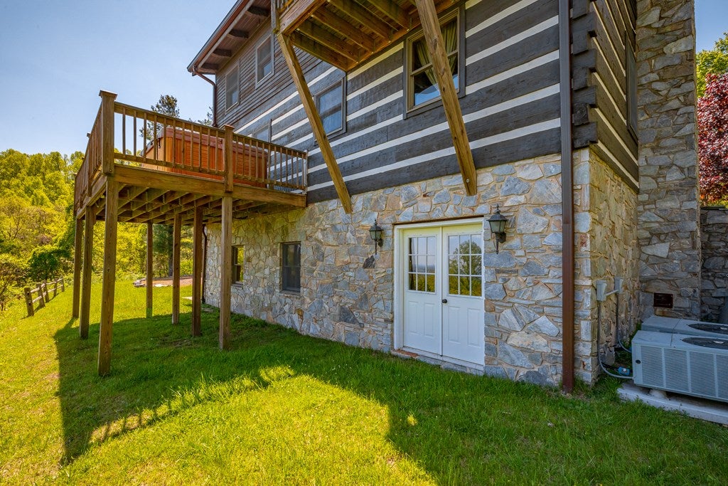 14 Hawks Ridge Trail Fancy Gap, VA 24328 - Photo 63 of 75 Gallery Image 63