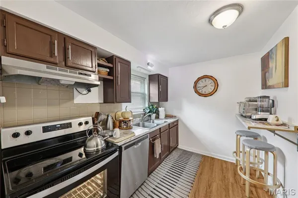 $130,000 | 6934 Julian Avenue, University City, MO 63130