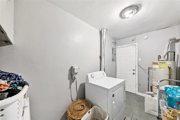 $130,000 | 6934 Julian Avenue, University City, MO 63130