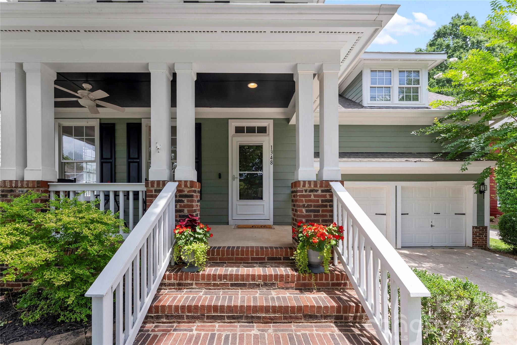 1348 Barnett Woods Fort Mill, SC 29708 - Photo 4 of 39