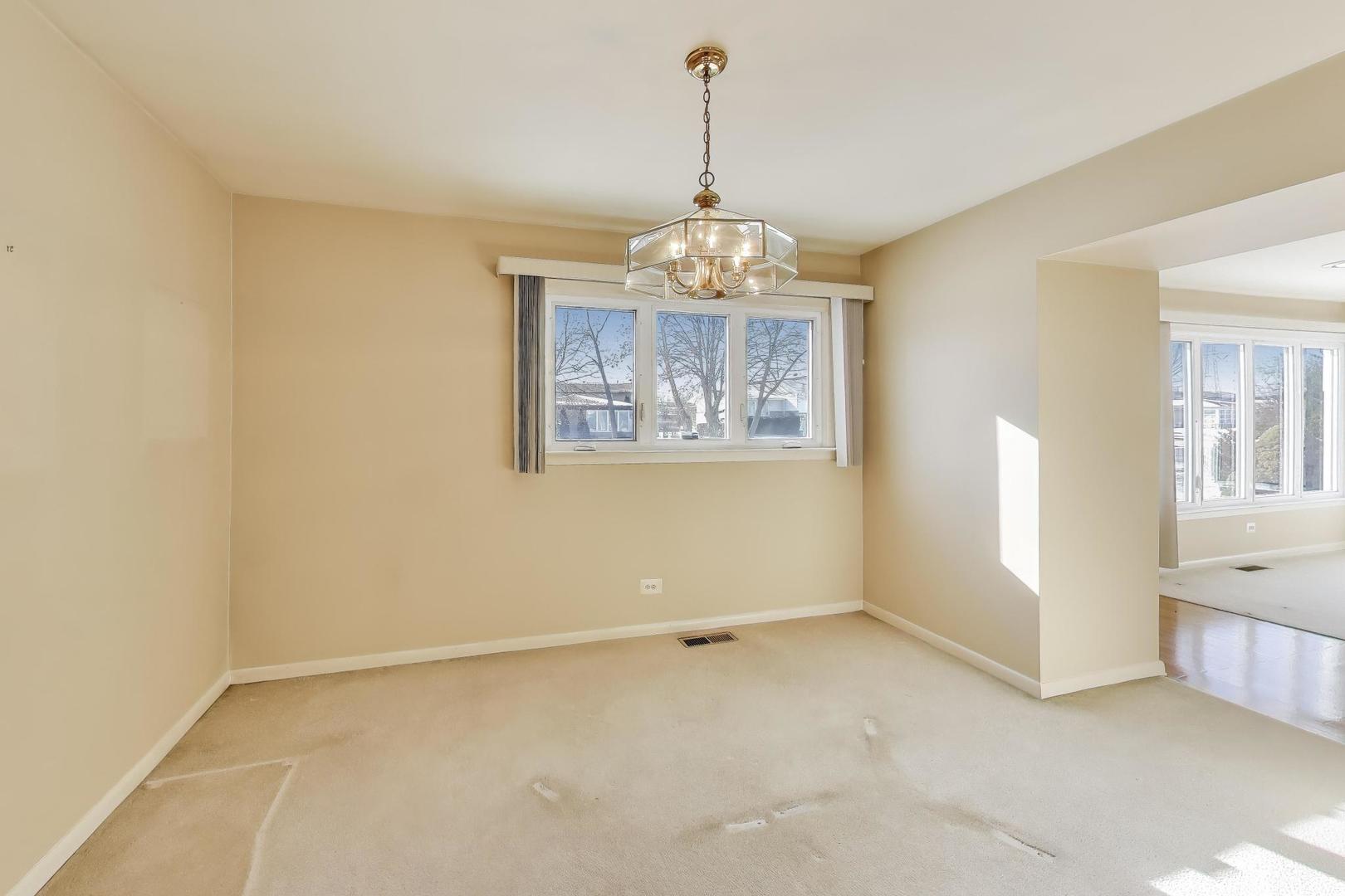 7630 Beckwith Road Morton Grove, IL 60053 - Photo 11 of 61