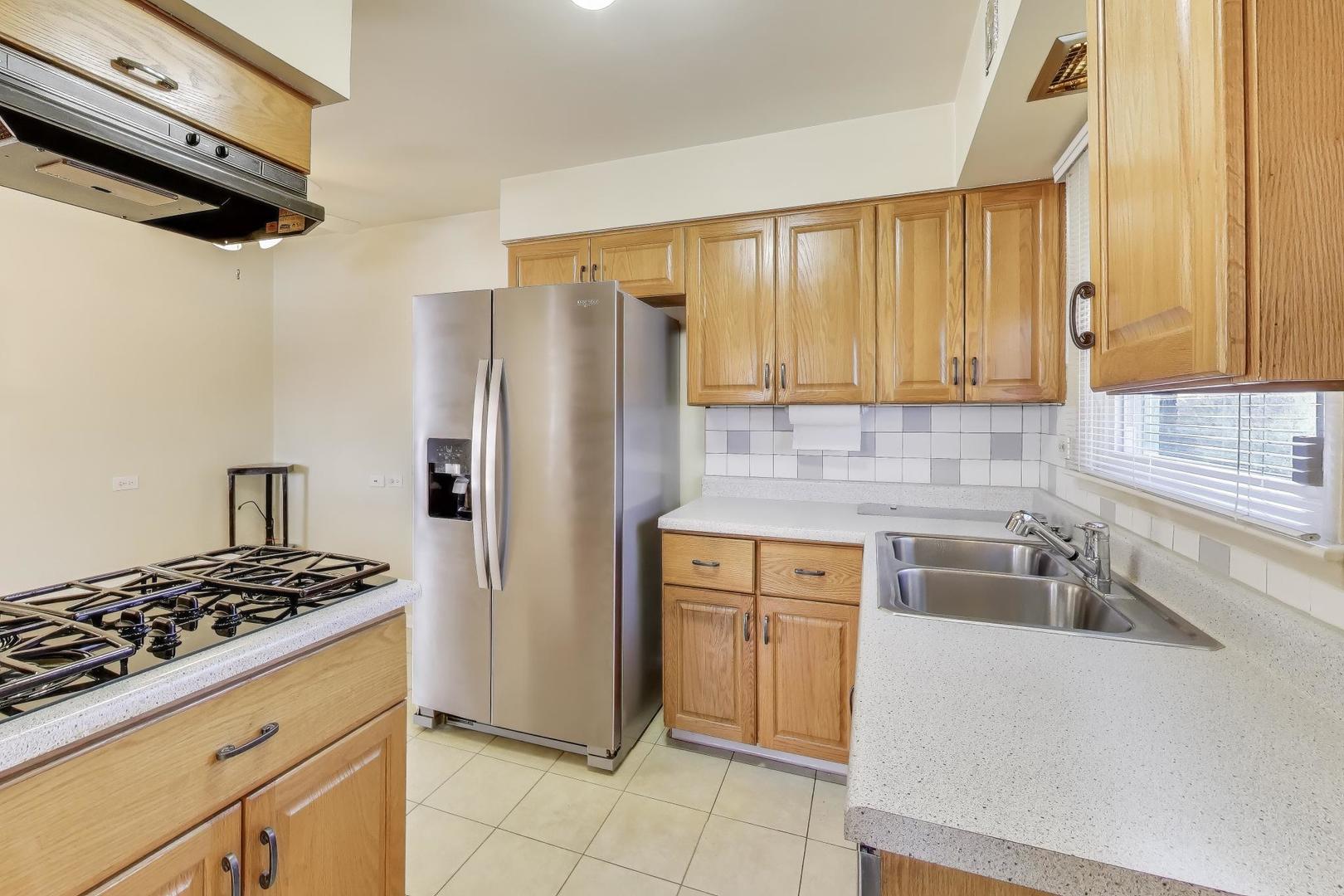 7630 Beckwith Road Morton Grove, IL 60053 - Photo 15 of 61