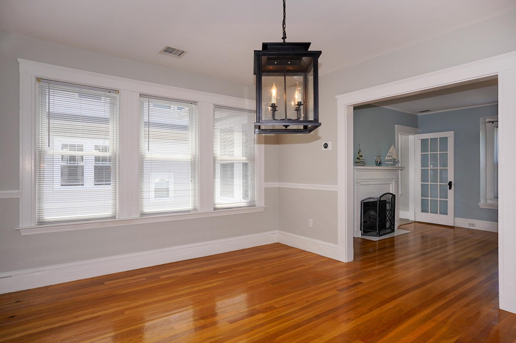 27-29 Pondview Road, Unit 2 Arlington, MA 02474 - Photo 17 of 33 Gallery Image 17