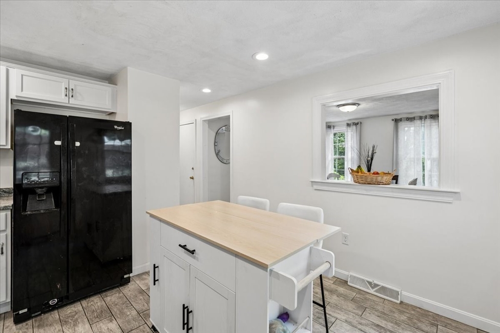 90 Comet Road Methuen, MA 01844 - Photo 14 of 34