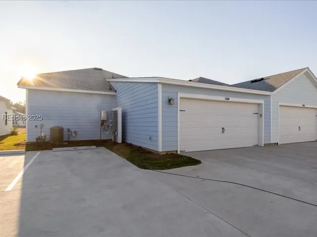 $3,025 | 1388 Good Life Way, Hardeeville, SC 29927