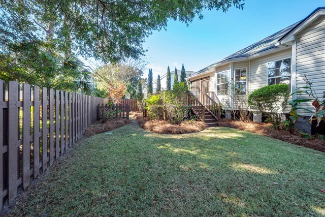 $675,000 | 1049 Clearspring Drive, Charleston, SC 29412