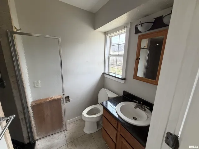 $225,000 | 2173 North Grand Avenue East, Grandview, IL 62702