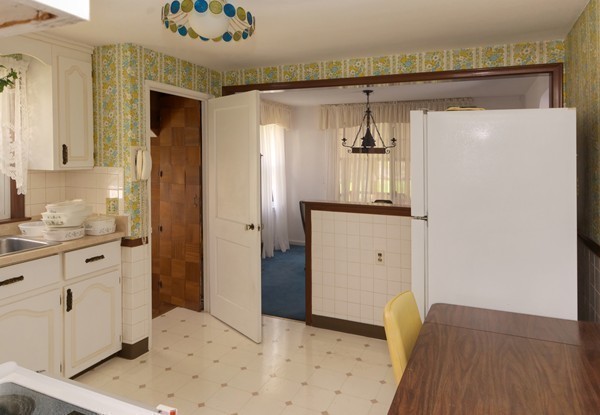 81 Sheffield Road Waltham, MA 02451 - Photo 7 of 20