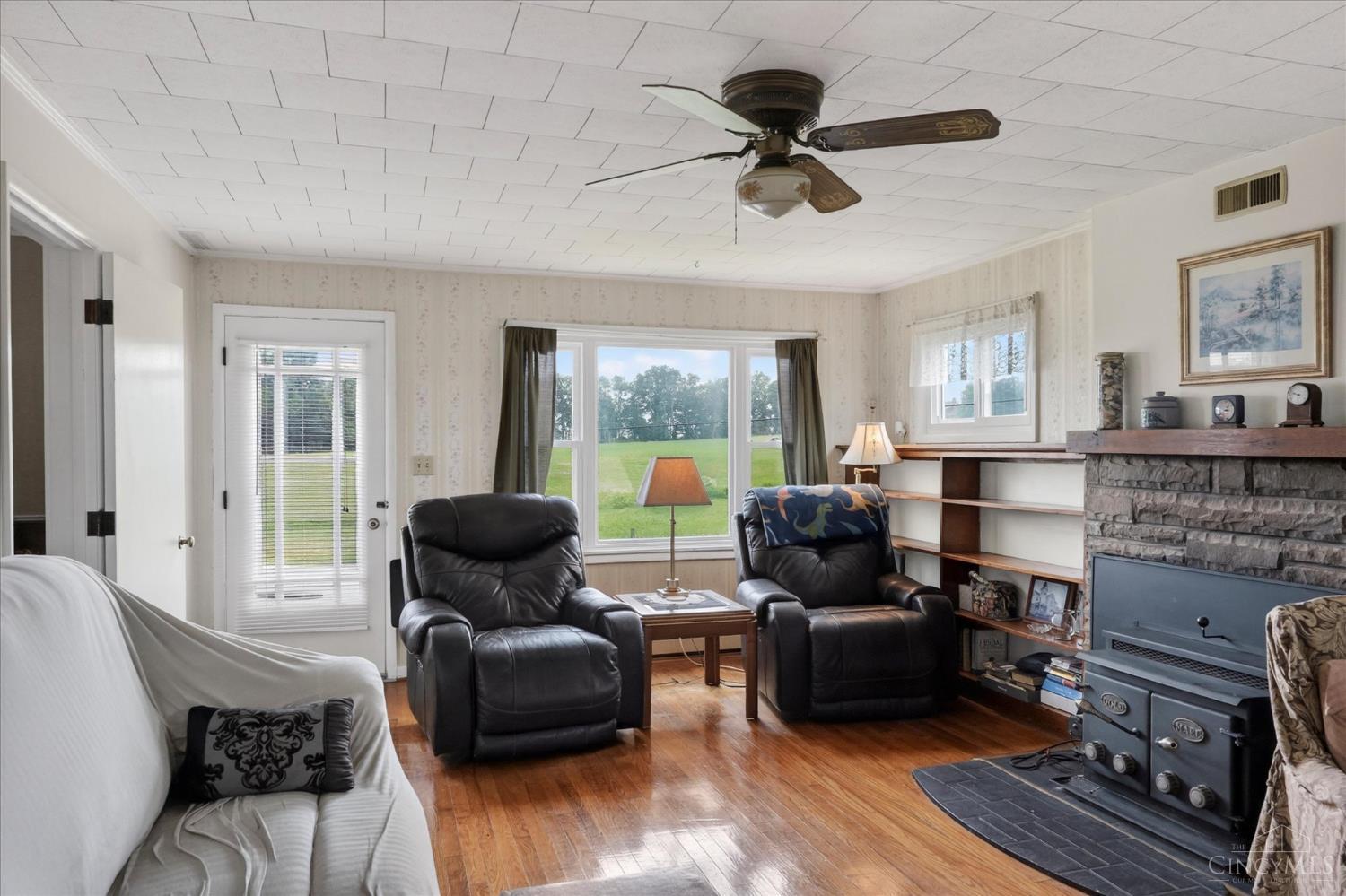 10591 East Prospect Road Hillsboro, OH 45133 - Photo 11 of 52