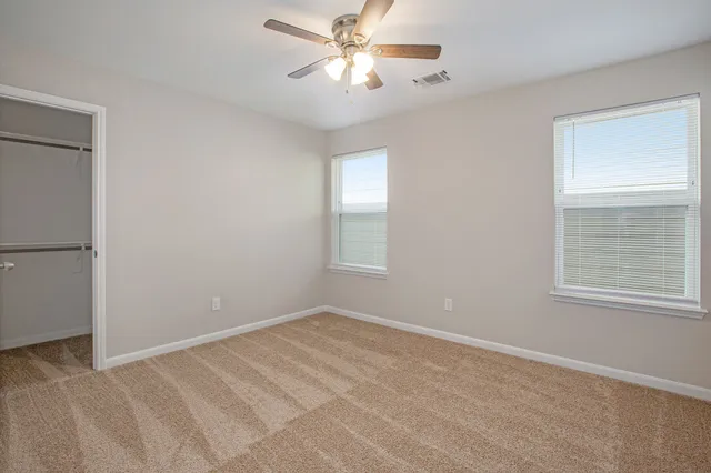 $2,100 | 17125 Wilthorne Colony Court, Houston, TX 77084