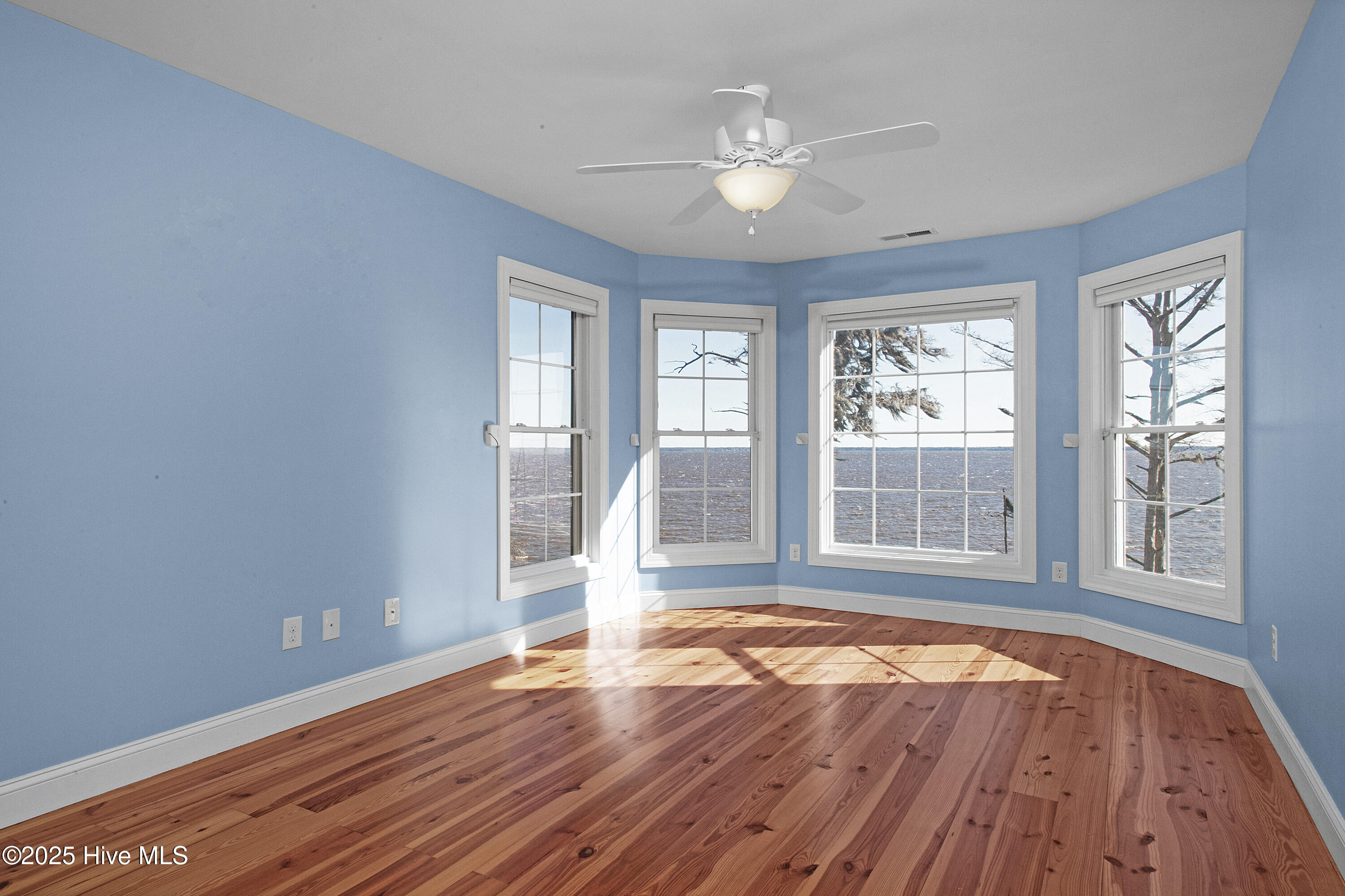 935 Stately Pines Road New Bern, NC 28560 - Photo 21 of 37 4th Bedroom